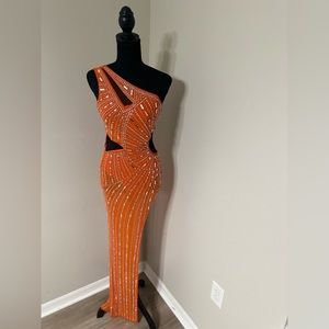 Embellished Maxi Dress … Beautiful dress 🧡 for my beauties
